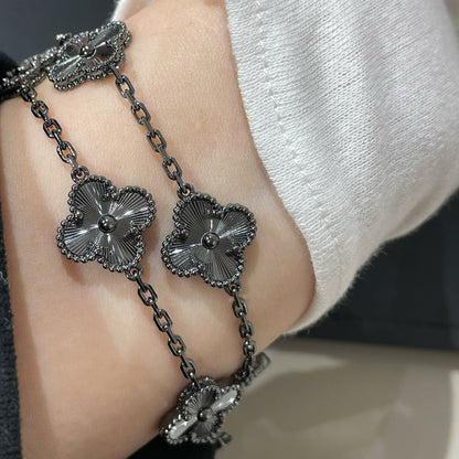 [Solara Jewelry]CLOVER 5 MOTIF BLACK BRACELET