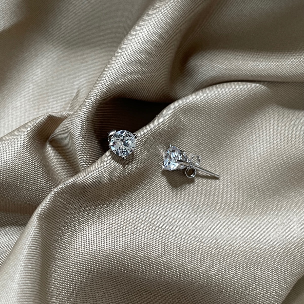[Solara Jewelry]Dainty Round Shape Earrings