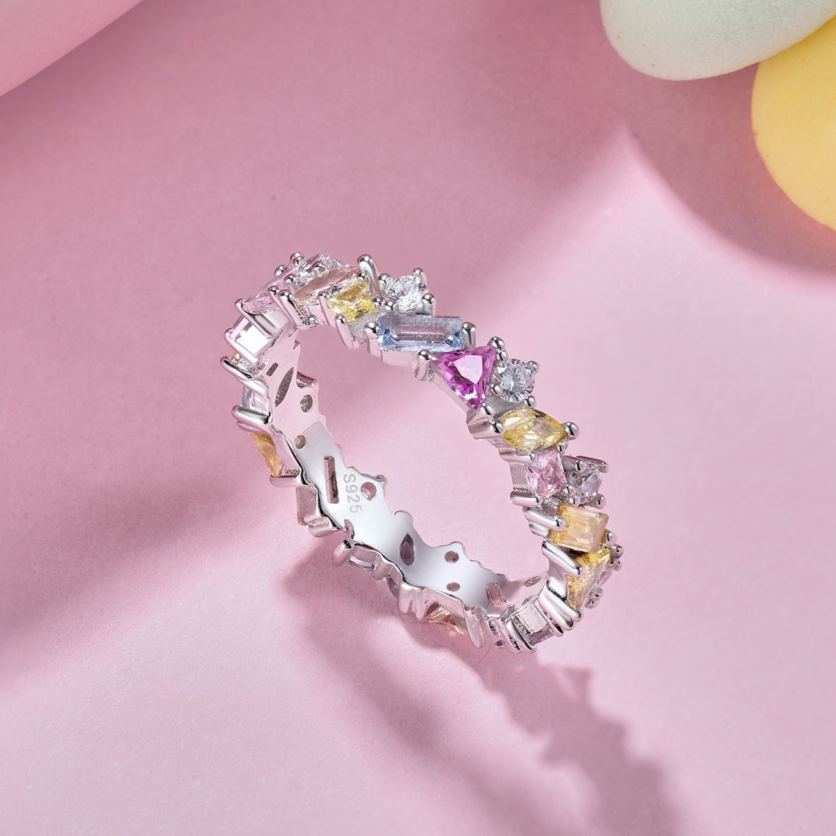 [Solara Jewelry]Dazzling Polychromatic Multi cut Daily Ring