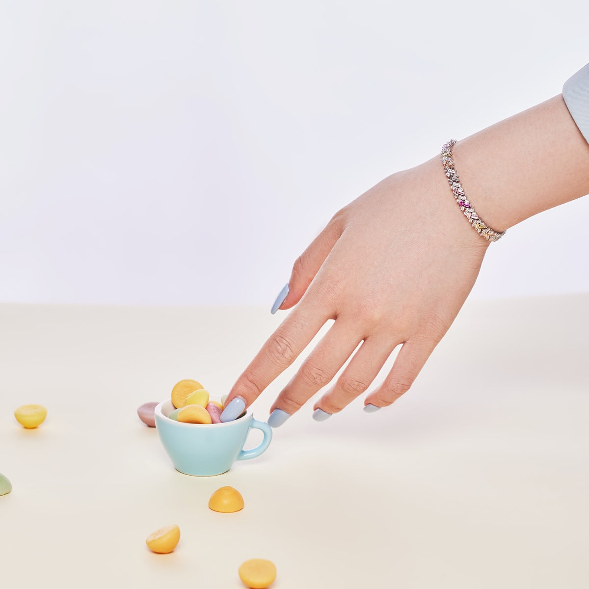 [Solara Jewelry]Dazzling Unique Multi Shape Daily Bracelet
