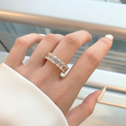 [Solara Jewelry]0.75 Carat Elegant Emerald Cut Tennis Ring