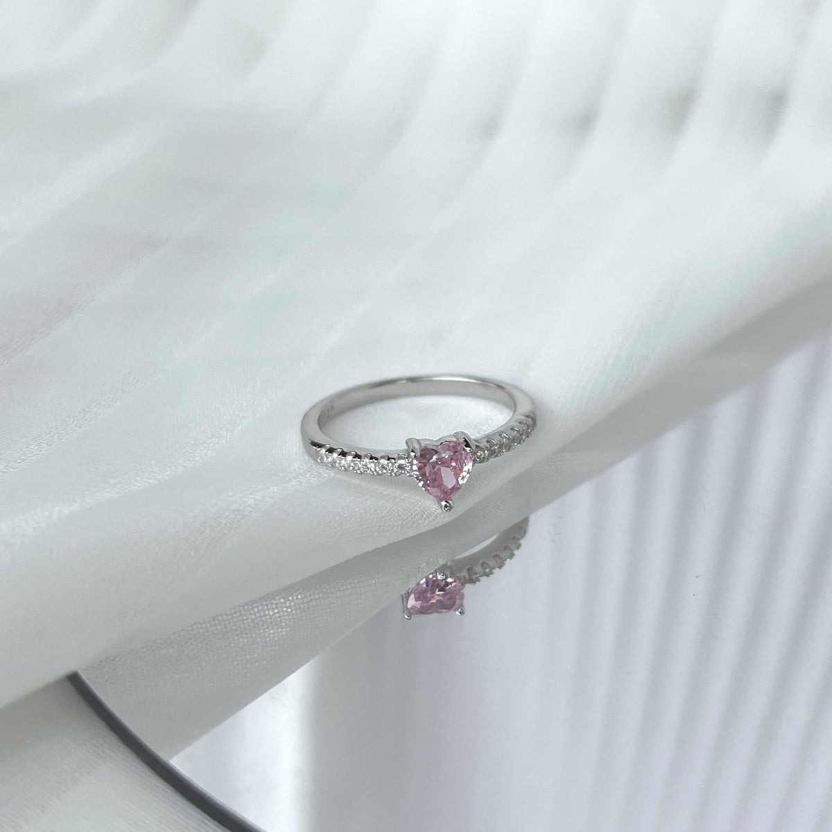 [Solara Jewelrys ]0.5 Carat CaratEternity Charming Heart Shape Lover Ring