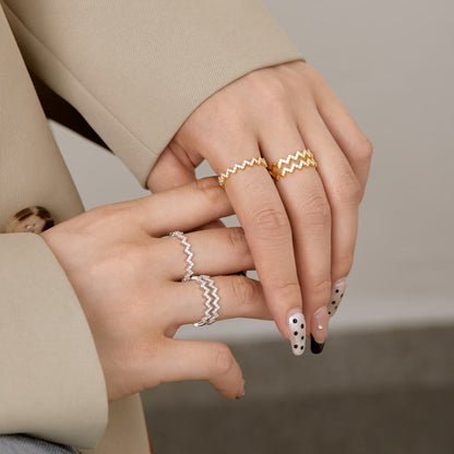 [Solara Jewelry]Delicate Enchanting Wave Shape Daily Ring