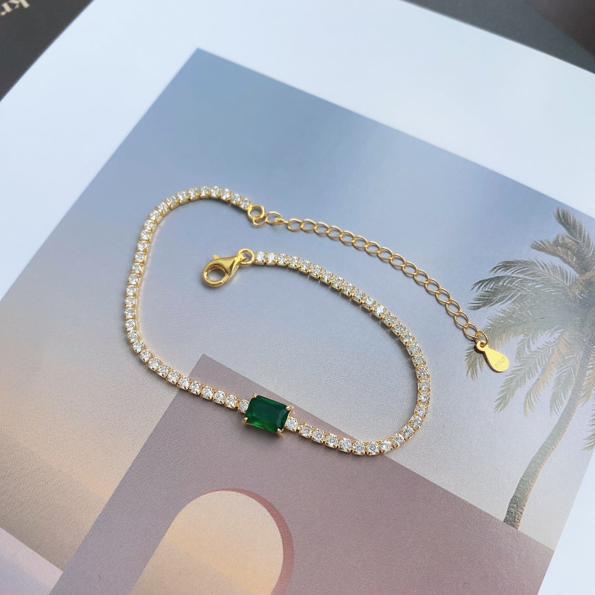 [Solara Jewelry]1.0 Carat Unique Emerald Cut Banquet Bracelet
