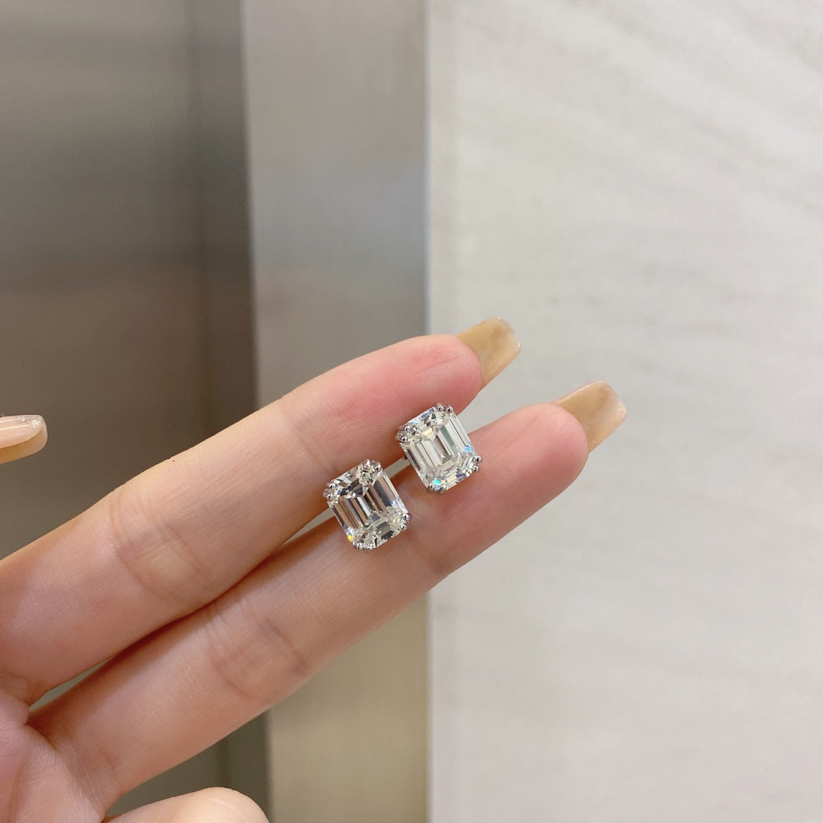 [Solara Jewelry]Dazzling Square Shape Earrings