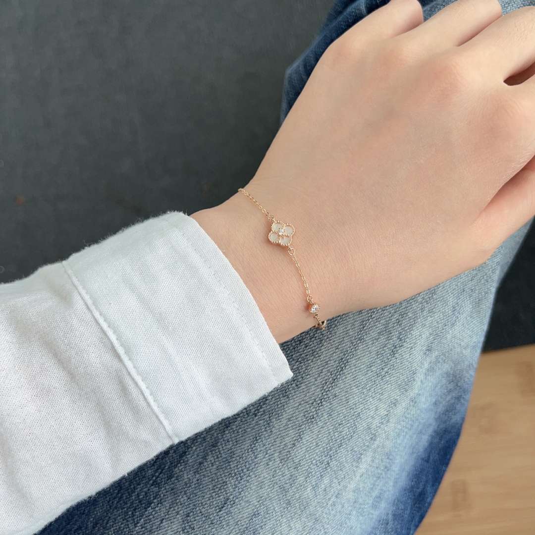 [Solara Jewelry]Delicate Four Leaf Clover Bracelet
