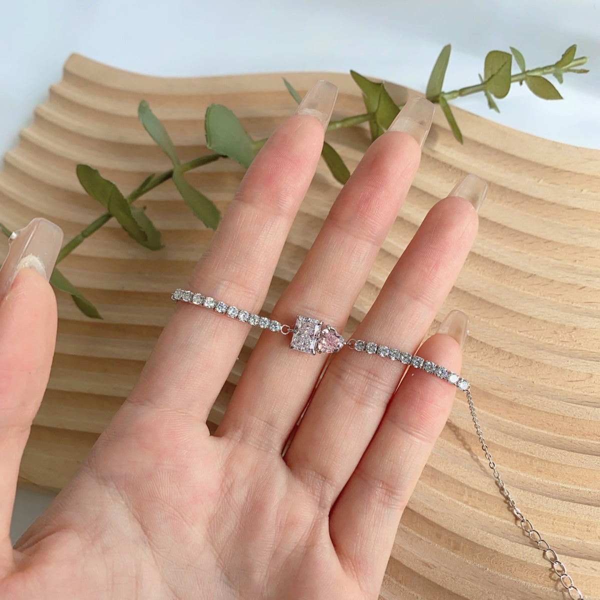 [Solara Jewelry]Dazzling Unique Multi Shape Lover Bracelet