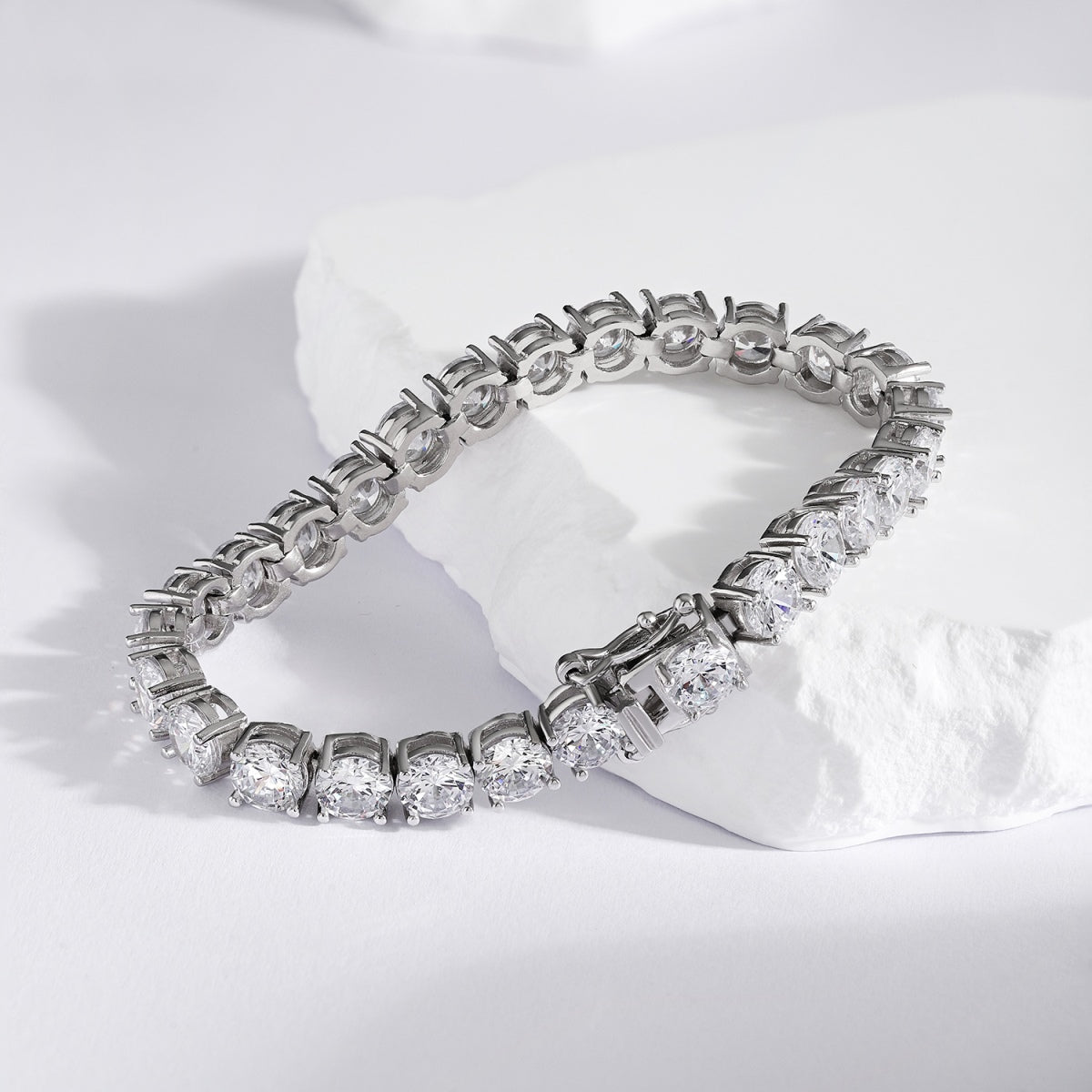 [Solara Jewelry]0.75 Carat Dazzling Round Cut Wedding Bracelet
