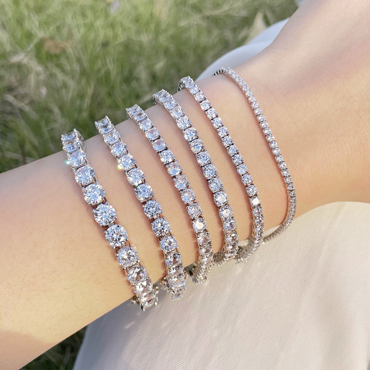 [Solara Jewelry]Luxurious Ornate Round Cut Tennis Bracelet