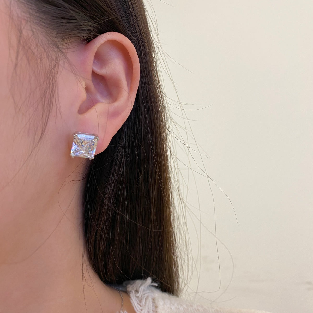 [Solara Jewelry]Delicate Square Shape Earrings