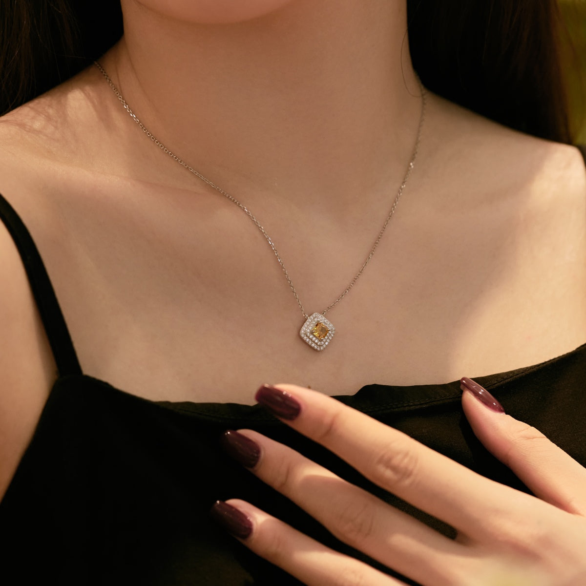 [Solara Jewelry]Sparkling Asscher Cut Necklace