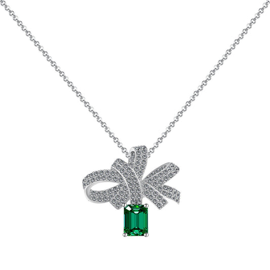 [Solara Jewelrys ]Luxurious Flower Shape Emerald Cut Necklace