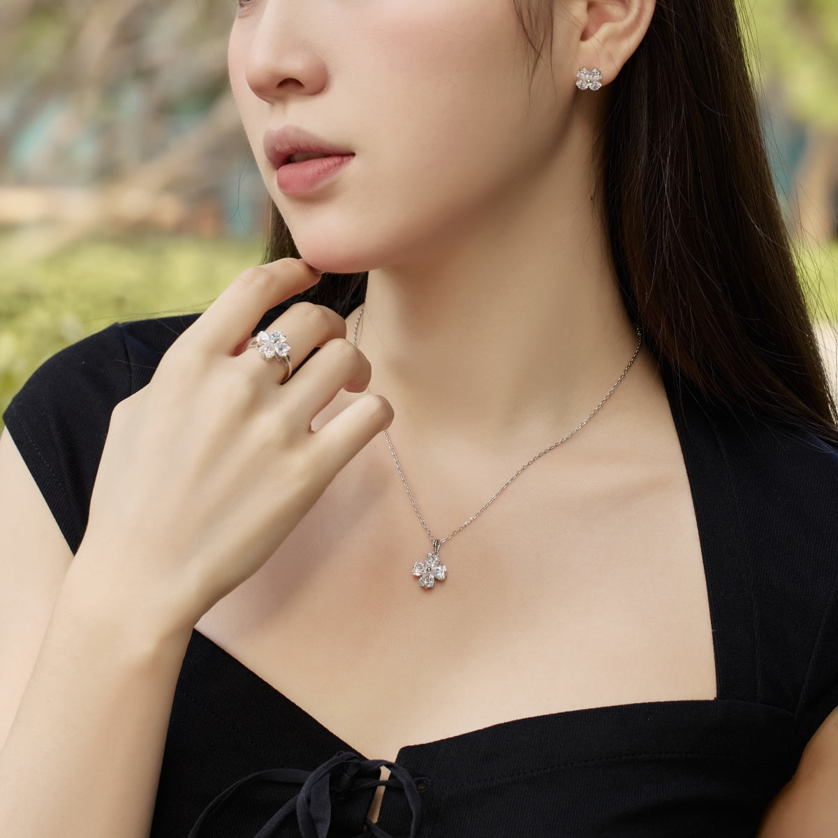 [Solara Jewelry]Heart-Shaped Four-Leaf Clover Bead Necklace