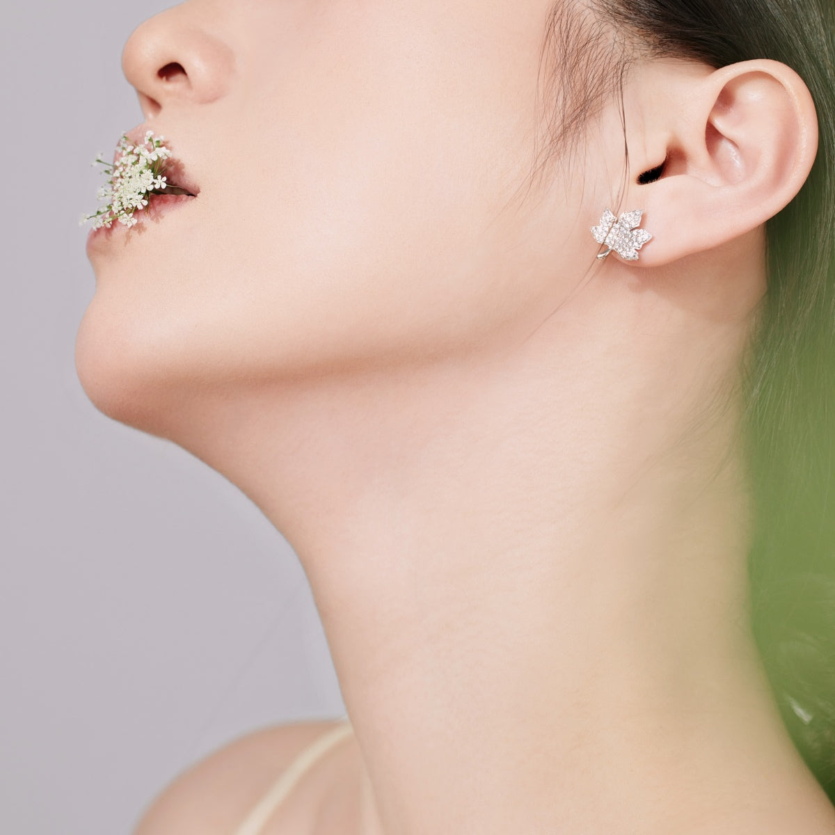 [Solara Jewelry]Exquisite Maple Leaf Design Earrings
