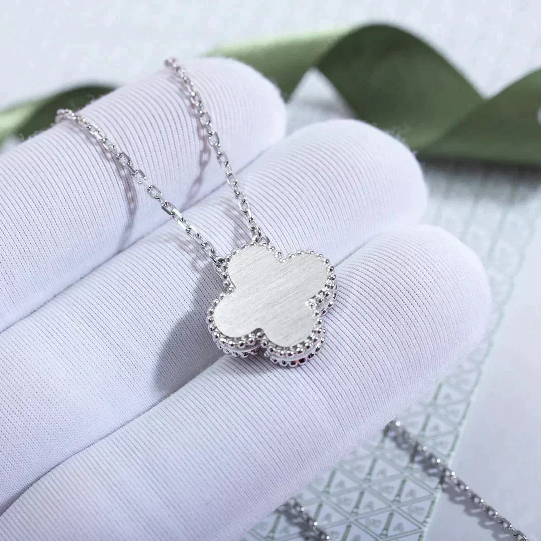 [Solara Jewelry]CLOVER  15MM DIAMOND LASER NECKLACE SILVER