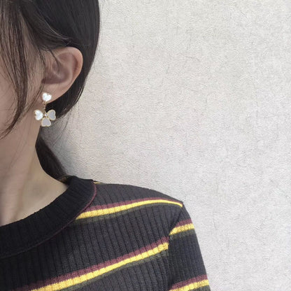 [Solara Jewelry]CLOVER SWEET WHITE MOP EARRINGS