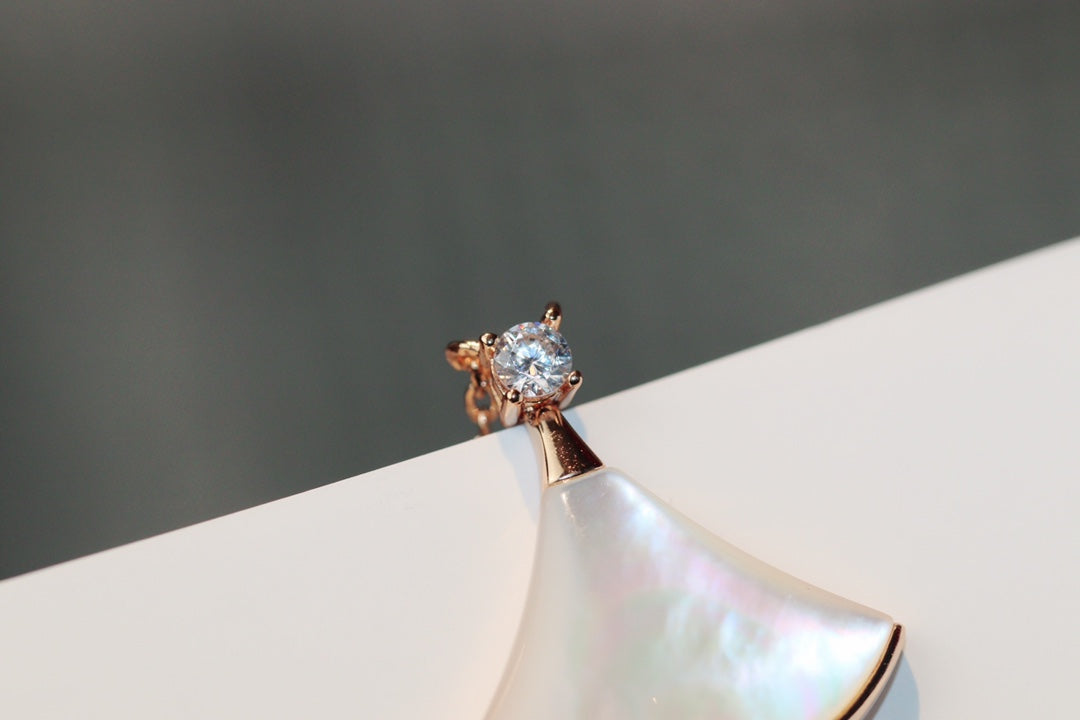 [Solara Jewelry]DREAM NECKLACE WHITE MOP PINK GOLD 1 DIAMOND