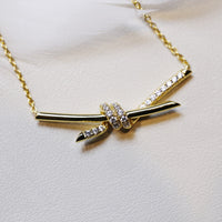 [Solara Jewelry]KNOT NECKLACE GOLD DIAMONDS