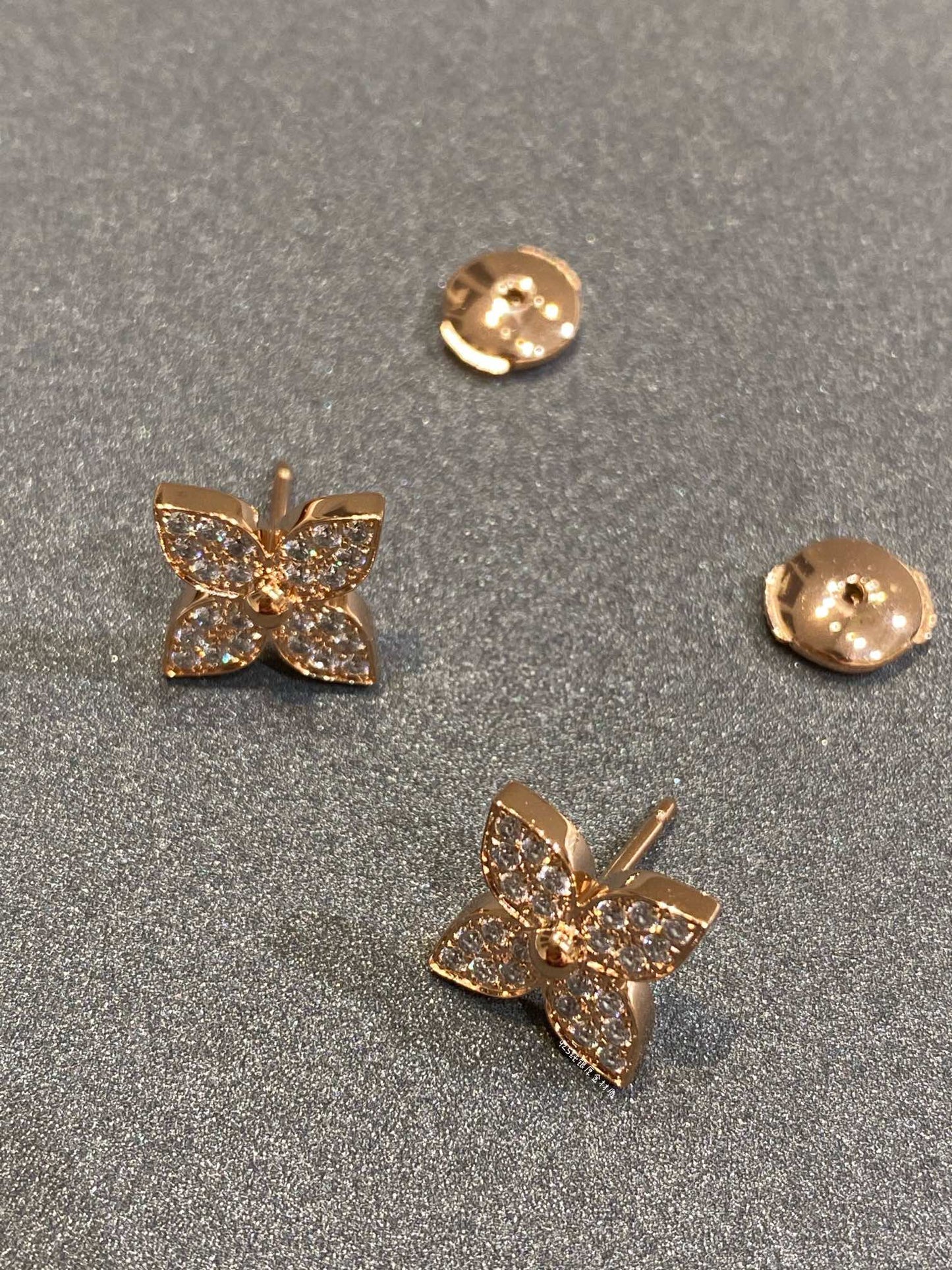 [Solara Jewelry]STAR DIAMOND EARRINGS