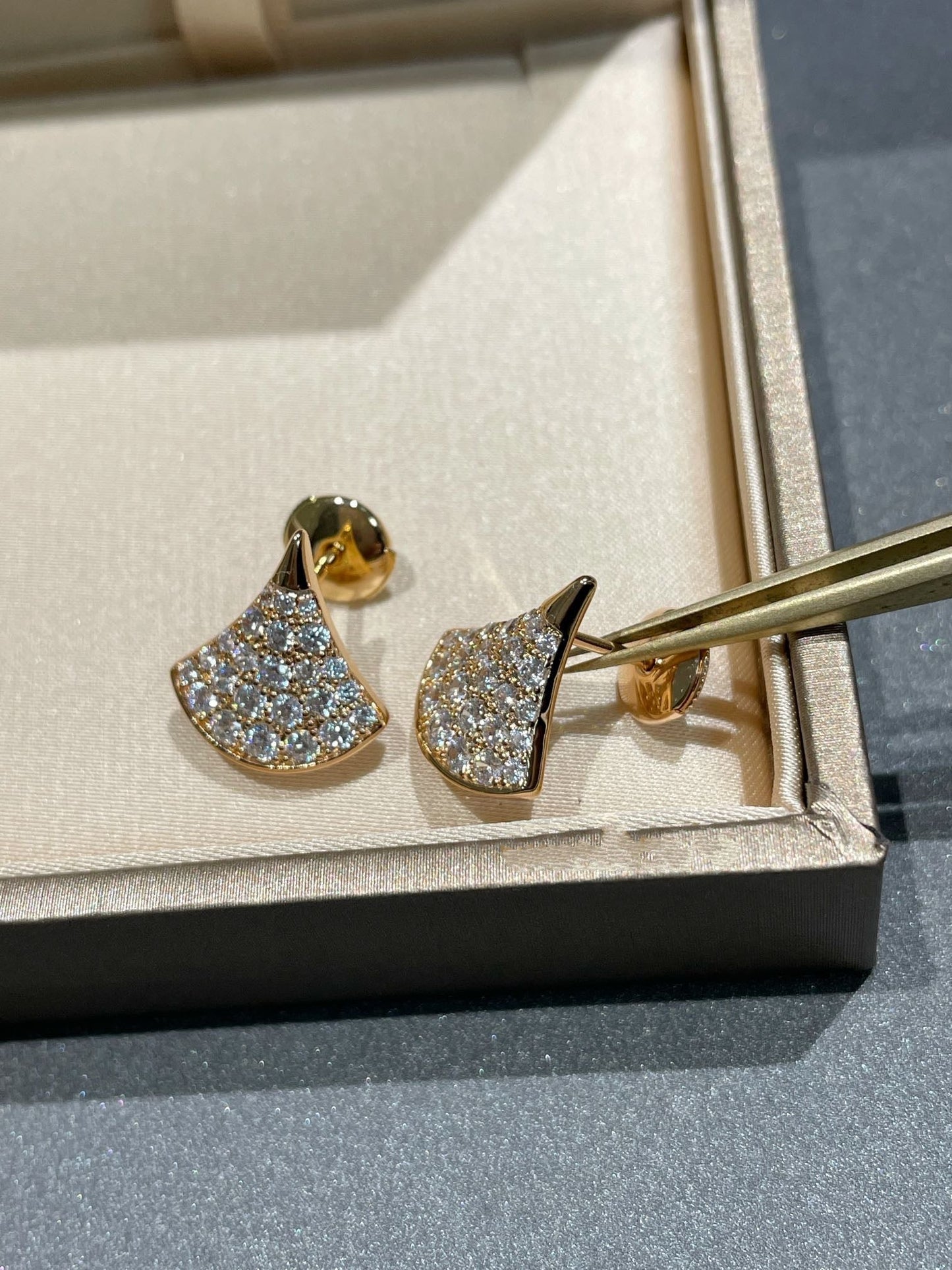 [Solara Jewelry]DREAM STUD EARRINGS DIAMOND