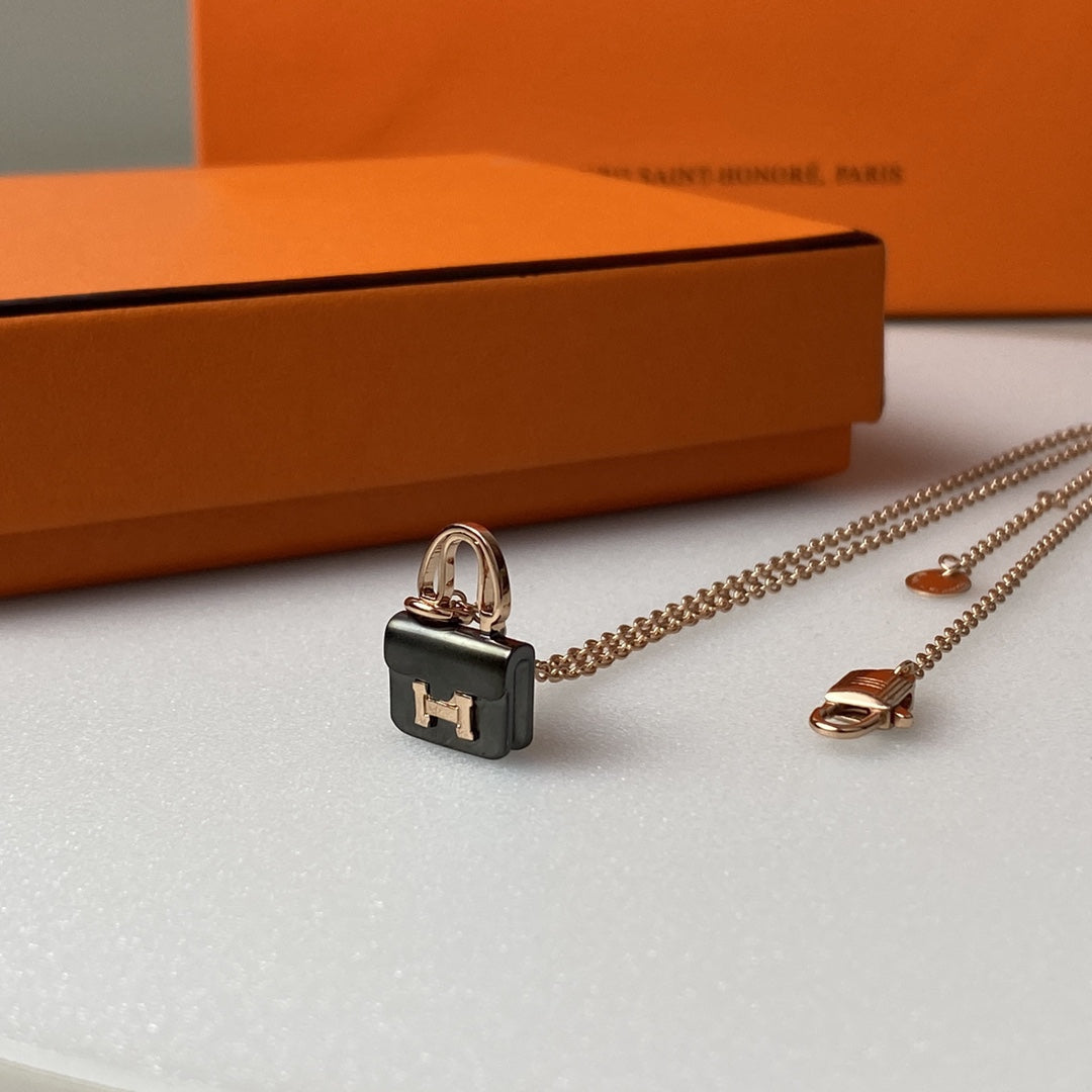 [Solara Jewelry]CONSTANCE BLACK PEDANT PINK GOLD NECKLACE