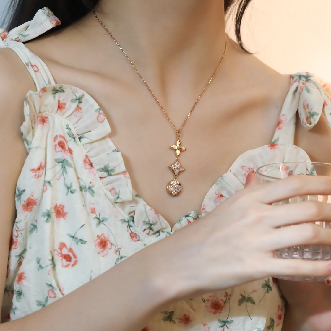 [Solara Jewelry]STAR AND SUN DIAMOND PINK GOLD NECKLACE