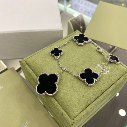 [Solara Jewelry]CLOVER 5 MOTIFS SIVLER ONYX BRACELET