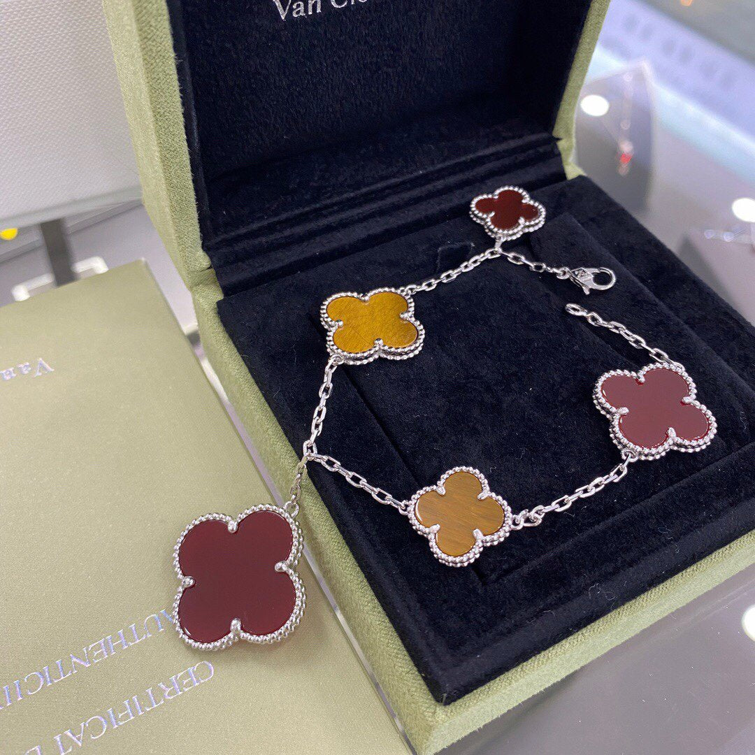 [Solara Jewelry]CLOVER 5 MOTIFS SIVLER CARNELIAN TIGER EYE BRACELET