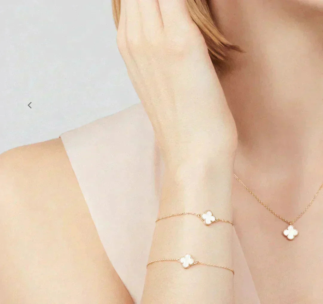 [Solara Jewelry]CLOVER MINI 9.5MM WHITE MOTHER-OF-PEARL NECKLACE