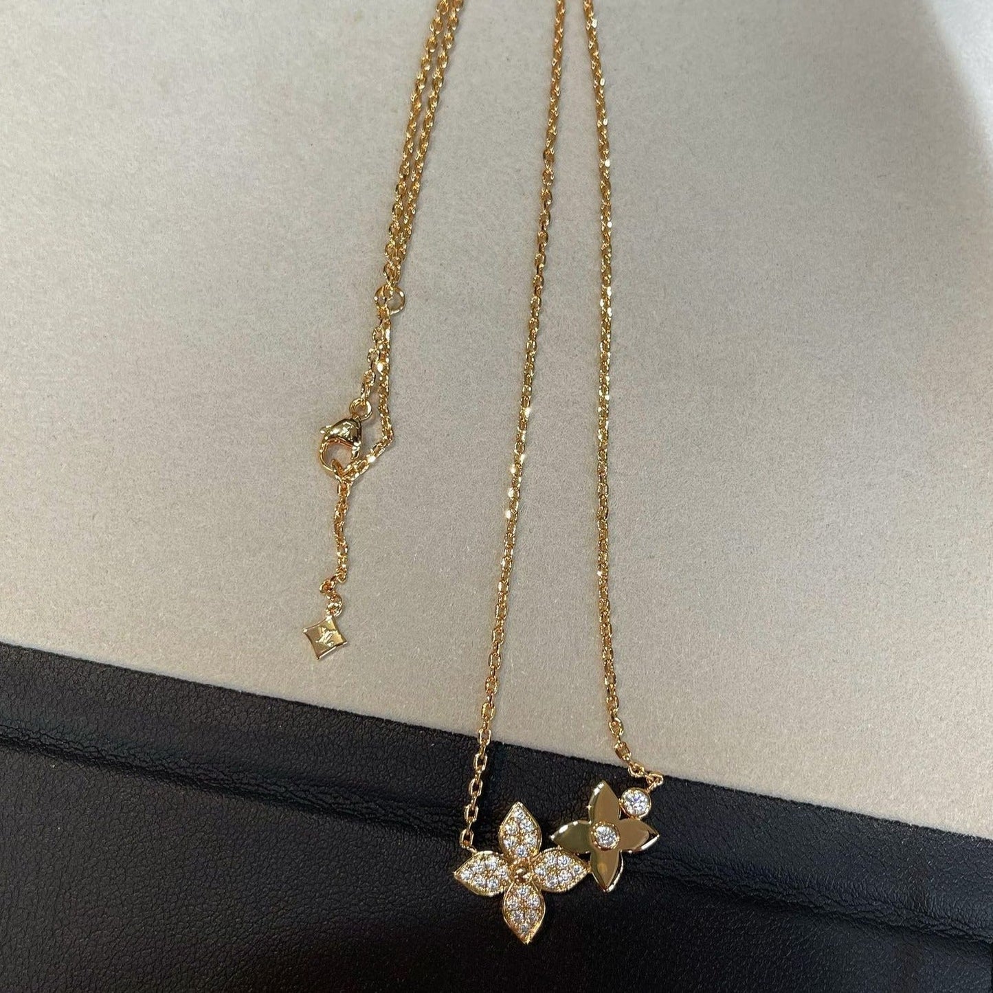 [Solara Jewelry]STAR BLOSSOM NECKLACE PINK GOLD DIAMONDS