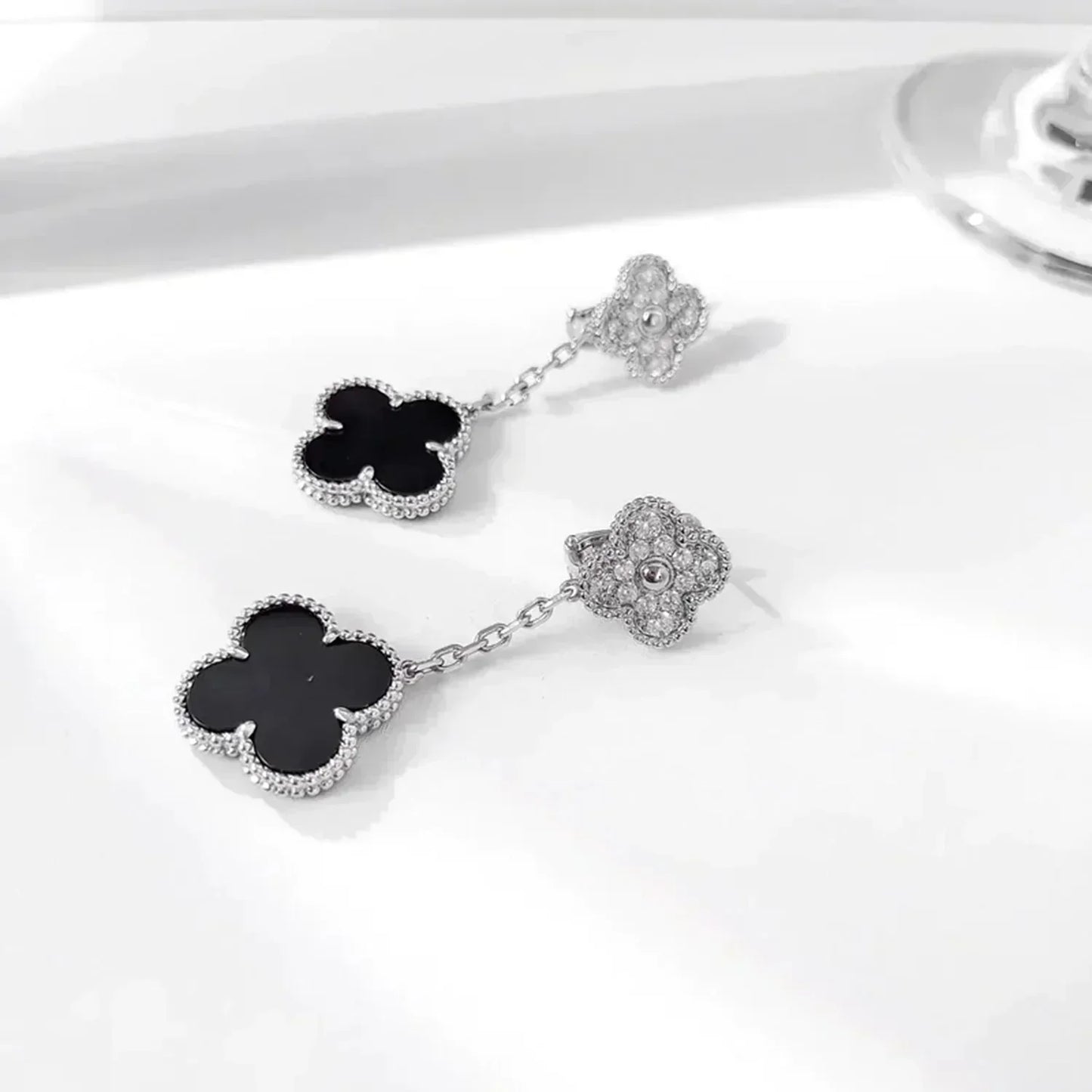 [Solara Jewelry]CLOVER 2 MOTIFS  DIAMOND ONYX EARRINGS SILVER