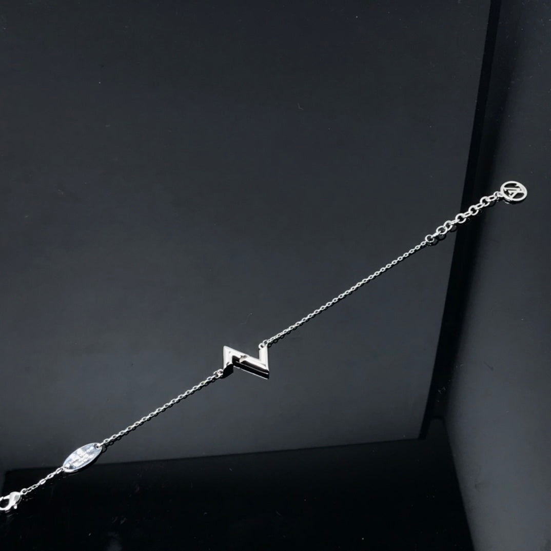 [Solara Jewelry]VOLT LV LOGO BRACELET