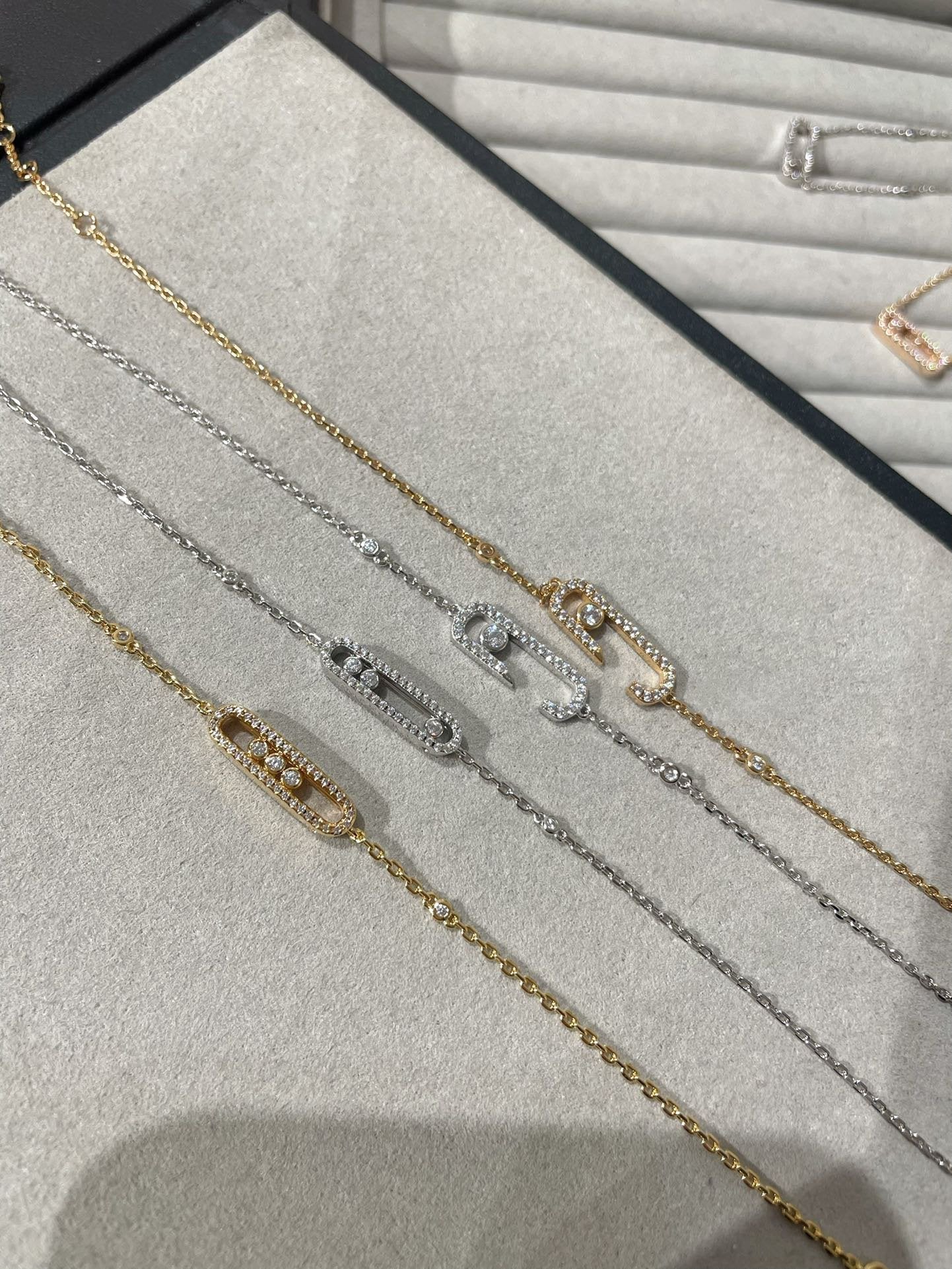 [Solara jewelry]BABY MOVE DIAMOND BRACELET