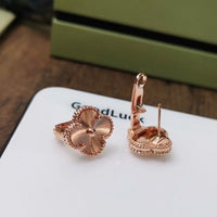 [Solara Jewelry]CLOVER MEDIUM STUD EARRINGS