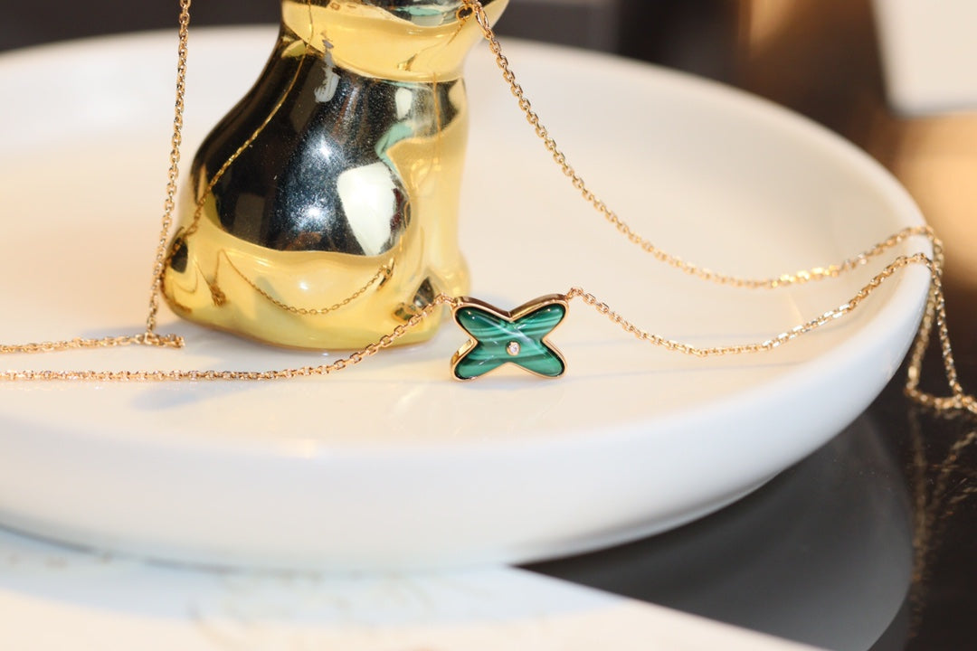 [Solara Jewelry]JEUX MALACHITE 1 DIAMOND PINK GOLD NECKLACE