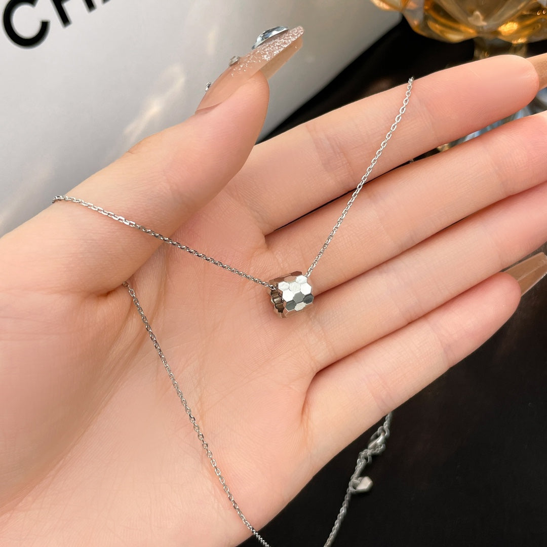 [Solara Jewelry]BEE MINI NECKLACE