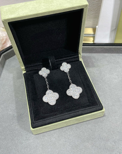 [Solara Jewelry]CLOVER 2 MOTIFS DIAMOND PAVED SILVER EARRINGS