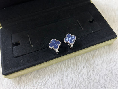 [Solara Jewelry]CLOVER PIETERSITE MEDIUM STUD EARRINGS