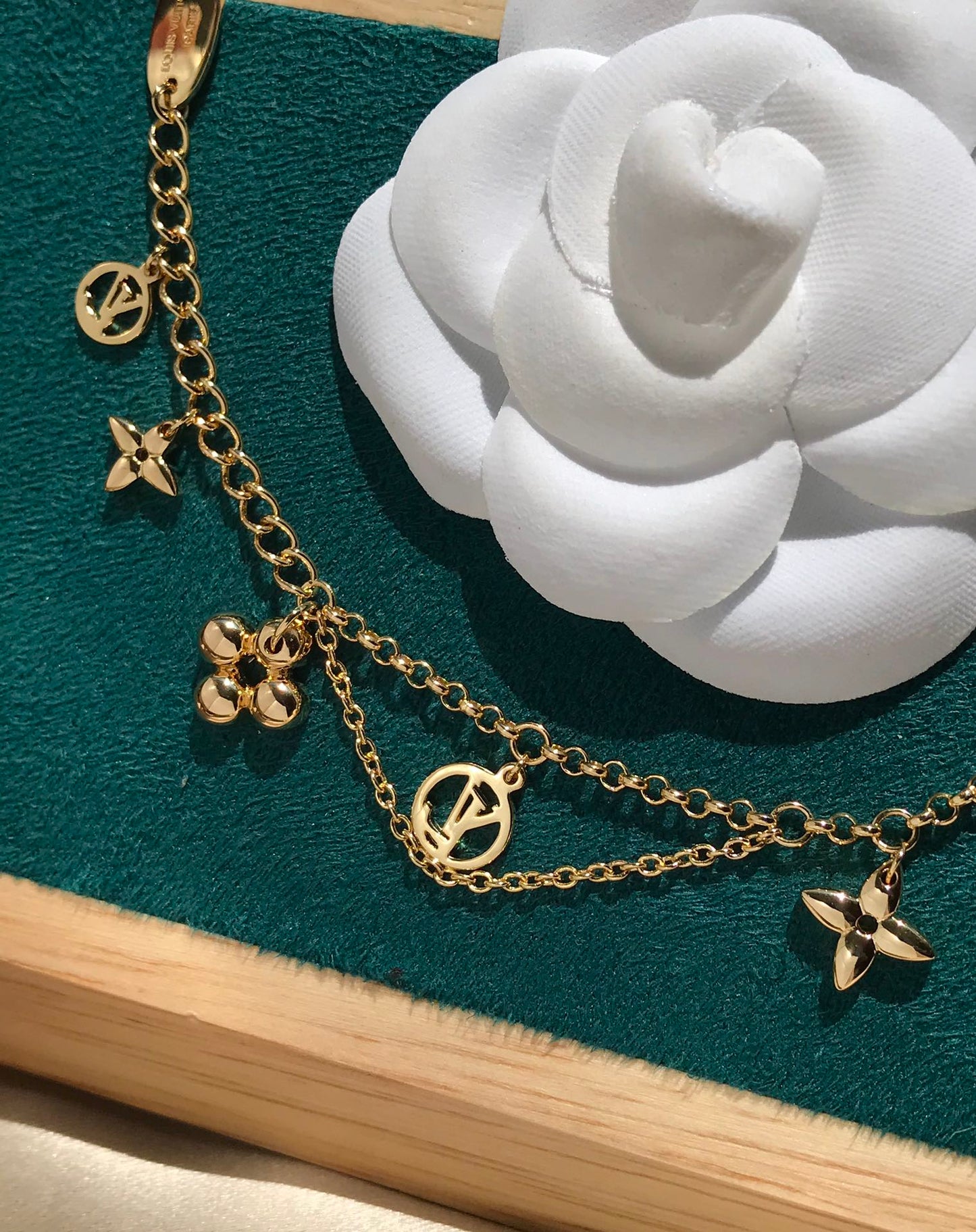 [Solara Jewelry]BLOOMING PINK GOLD MOP BRACELET