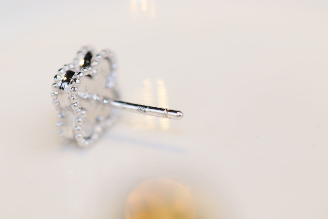 [Solara Jewelry]CLOVER MINI TURQUOISE SILVER STUD EARRINGS