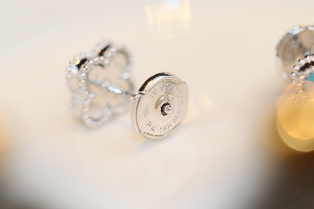 [Solara Jewelry]CLOVER MINI TURQUOISE SILVER STUD EARRINGS