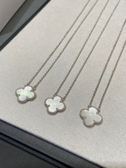 [Solara Jewelry]CLOVER MEDIUM SILVER WHITE MOP NECKLACE