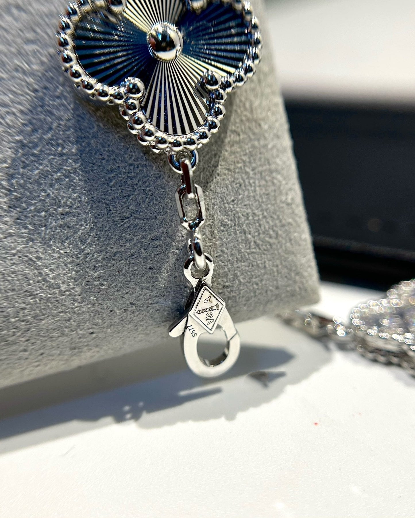 [Solara Jewelry]CLOVER 5 MOTIF SILVER DIAMOND BRACELET
