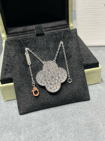 [Solara Jewelry]CLOVER 25MM LARGE PENDANT DIAMOND PAVED SILVER NECKLACE
