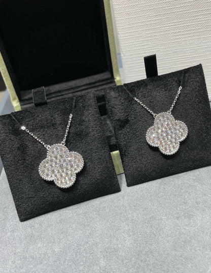 [Solara Jewelry]CLOVER 25MM LARGE PENDANT DIAMOND PAVED SILVER NECKLACE
