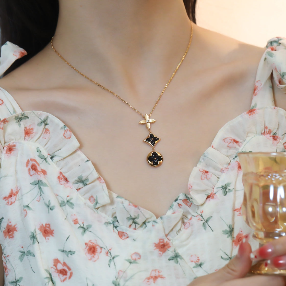 [Solara Jewelry]STAR AND SUN ONYX PINK GOLD NECKLACE