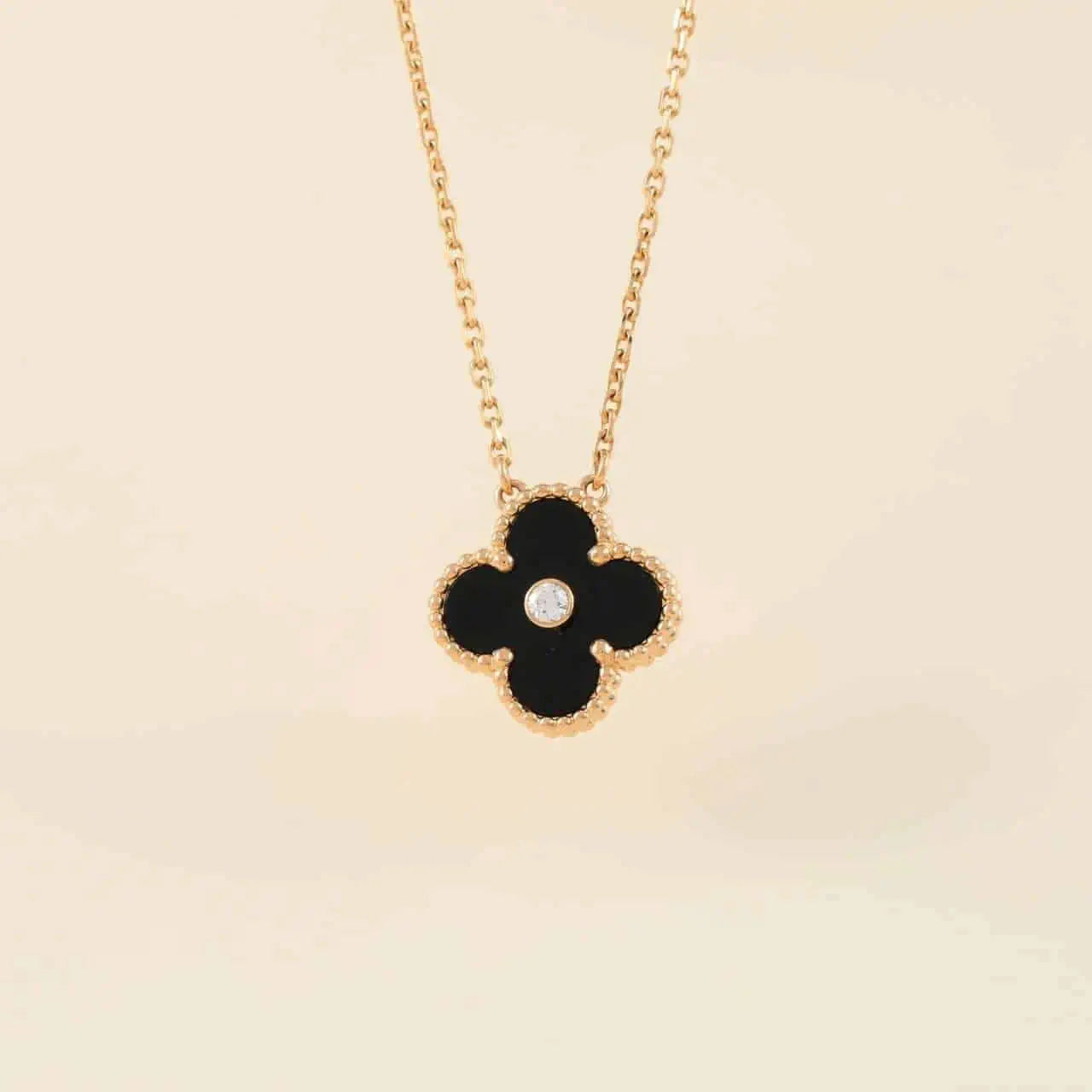 [Solara Jewelry]CLOVER 15MM DIAMOND ONYX NECKLACE