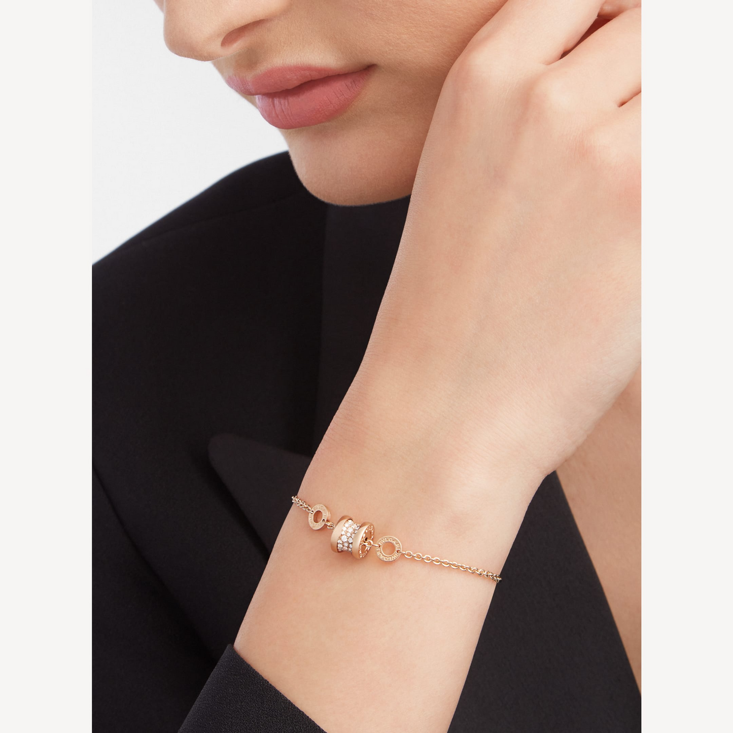 [Solara Jewelry]ZERO 1 SOFT PINK GOLD WITH PAVED DIAMONDS ON THE SPIRAL BRACELET
