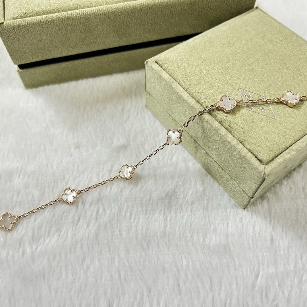 [Solara Jewelry]CLOVER 6 MOTIF WHITE MOP BRACELET