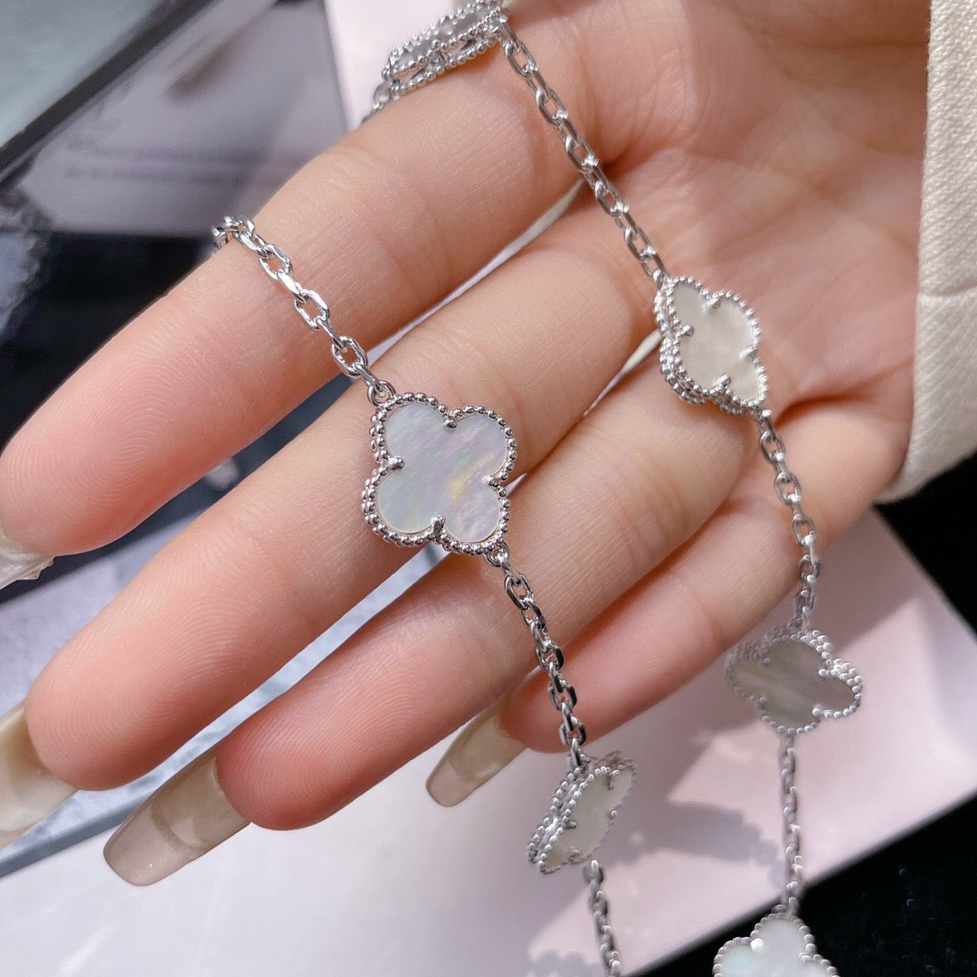 [Solara Jewelry]CLOVERS THE 10-MOTIFS WHITE MOTHER OF PEARL NECKLACE